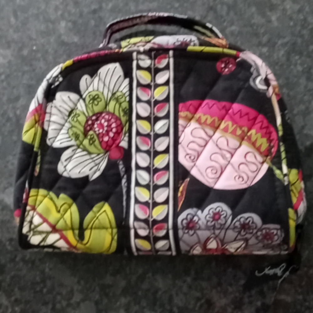 Vera Bradley travel bag